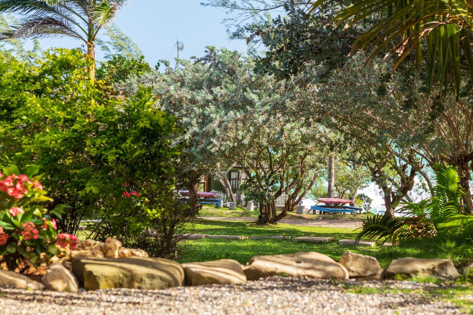 Strawberry Fields Together Robins Bay Exteriör bild